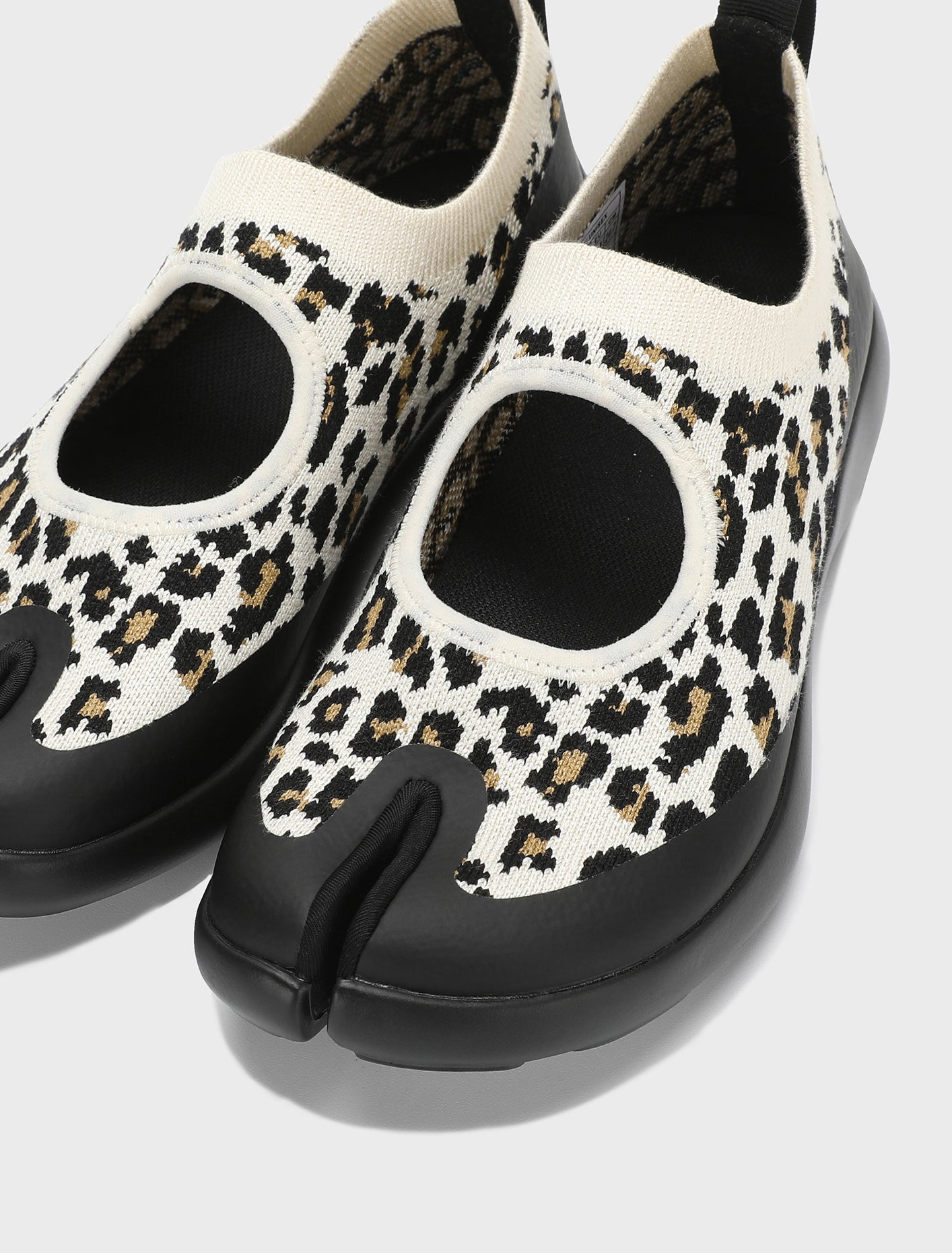 Tabi Footwear Tabi Sandal Women Sandals White Leopard