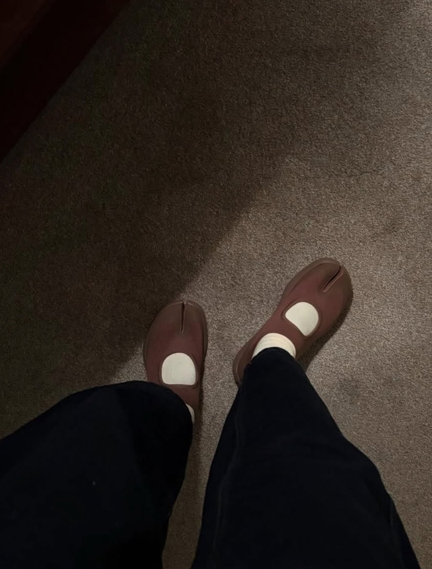 TABI Split-Toe Sandal Women - Chocolate | Function meets fashion